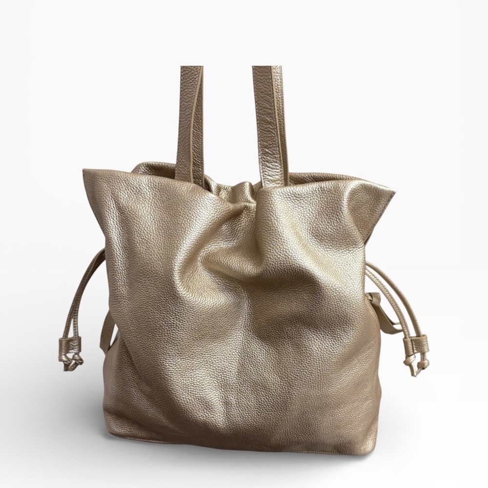 Tote le monde gold leather Roma bag $595